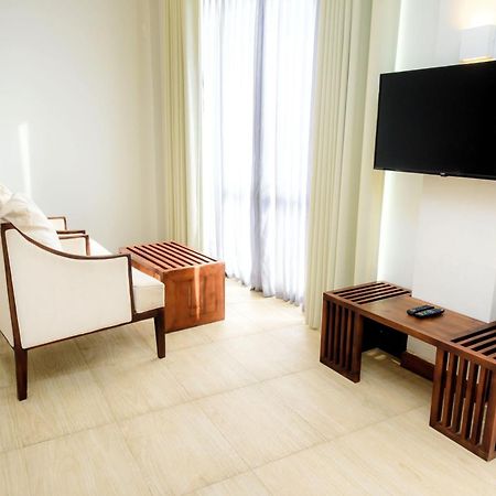Hotel Refresh Blue Hikkaduwa Dış mekan fotoğraf