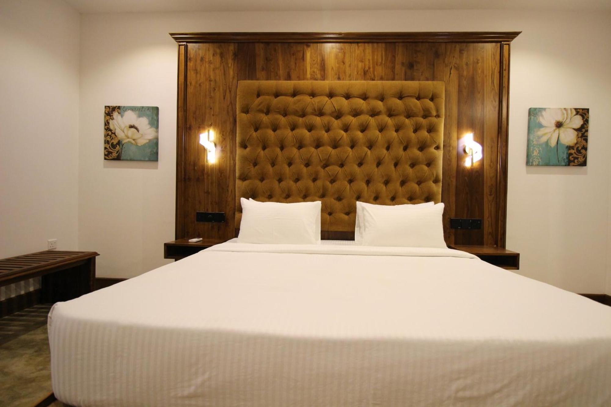 Hotel Refresh Blue Hikkaduwa Dış mekan fotoğraf