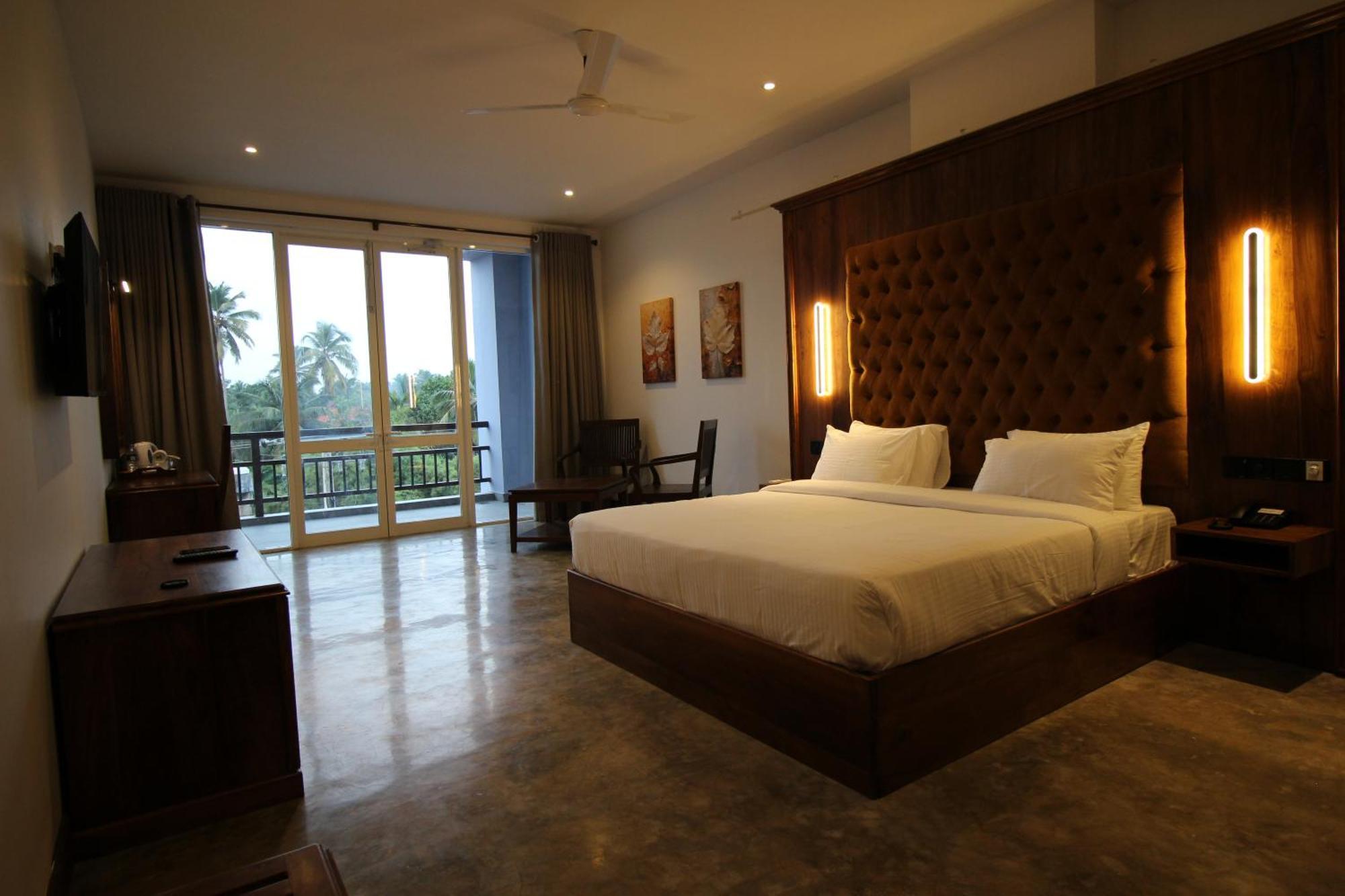 Hotel Refresh Blue Hikkaduwa Dış mekan fotoğraf
