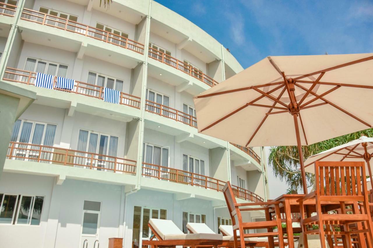Hotel Refresh Blue Hikkaduwa Dış mekan fotoğraf