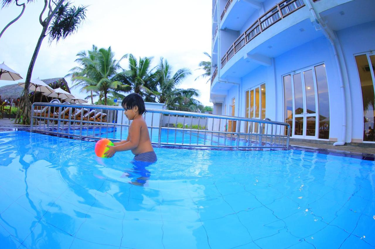 Hotel Refresh Blue Hikkaduwa Dış mekan fotoğraf